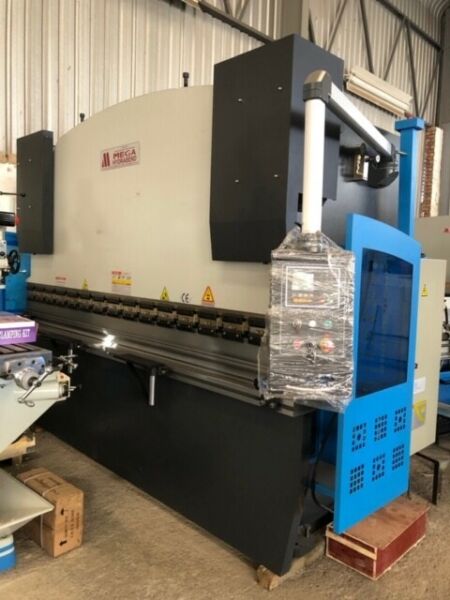 Press Brake, 160Ton x 3200mm (1) Press Brake, 160Ton x 3200mm (1)