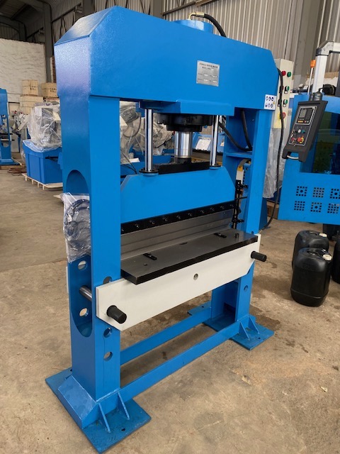 Press-Brake, Hydraulic, Capacity- 100Ton,Type-H-Frame.Brand New Press-Brake, Hydraulic, Capacity- 100Ton,Type-H-Frame.Brand New